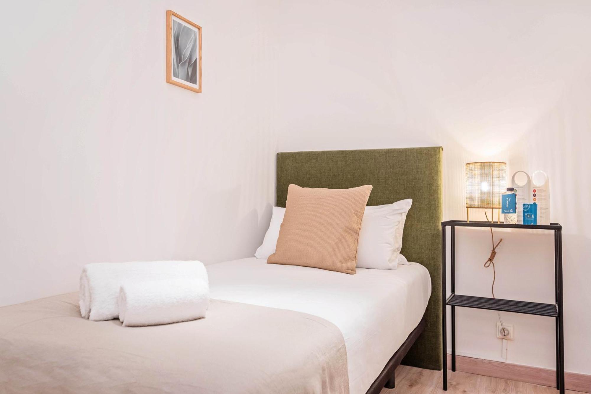 Rocafort In Eixample Barcelone Chambre photo